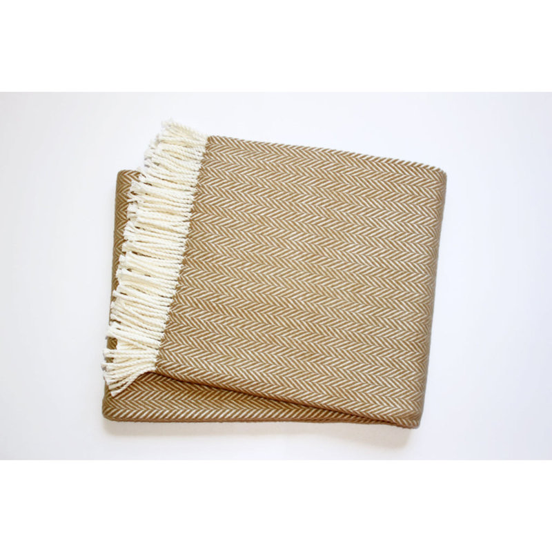 Jeté 70 po x 55 po en mélange de coton rose et blanc à chevrons, Pierre