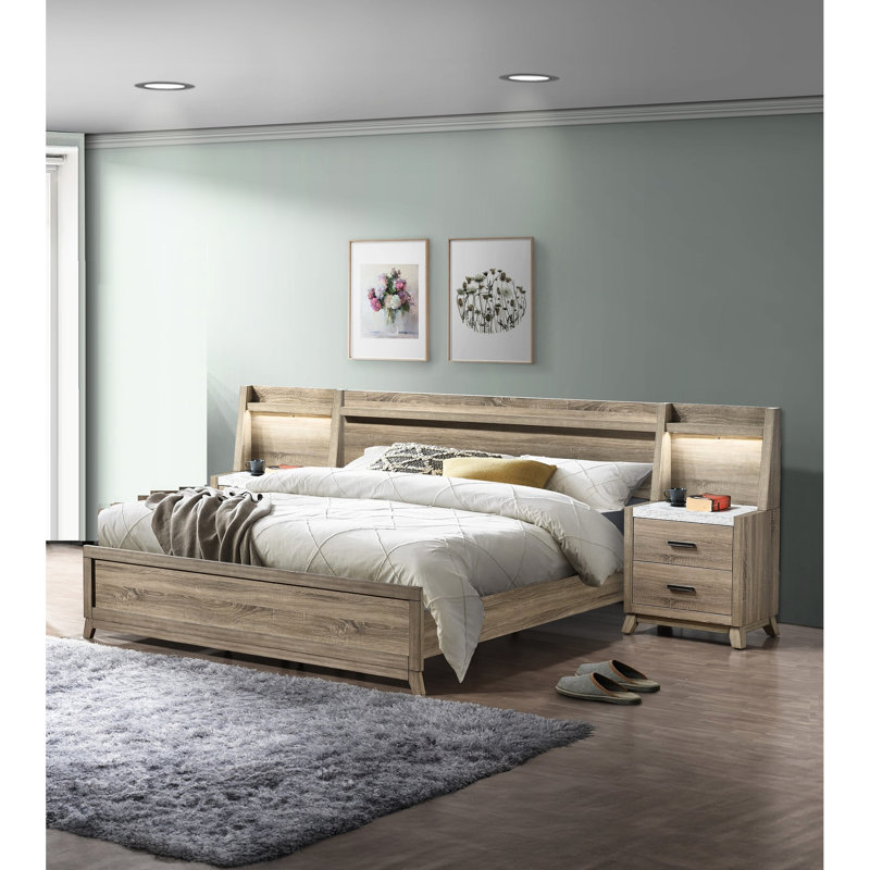 Lit grand format artisanal avec finition en bois naturel, cadre de tête de lit en bois rustique et subtil pour la décoration de la chambre à coucher