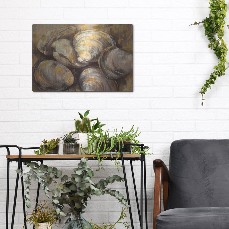 «The Gang Of Quahogs» par Jeanette Vertentes, H 12 po x l 16 po