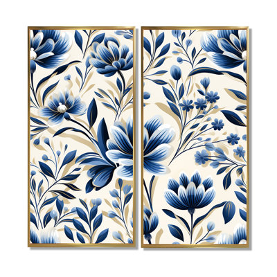 Grandes fleurs bleues et blanches damassées