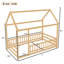 Lit simple naturel avec structure de toit et garde-corps, construction en pin, mobilier de chambre en bois brun, mobilier fonctionnel
