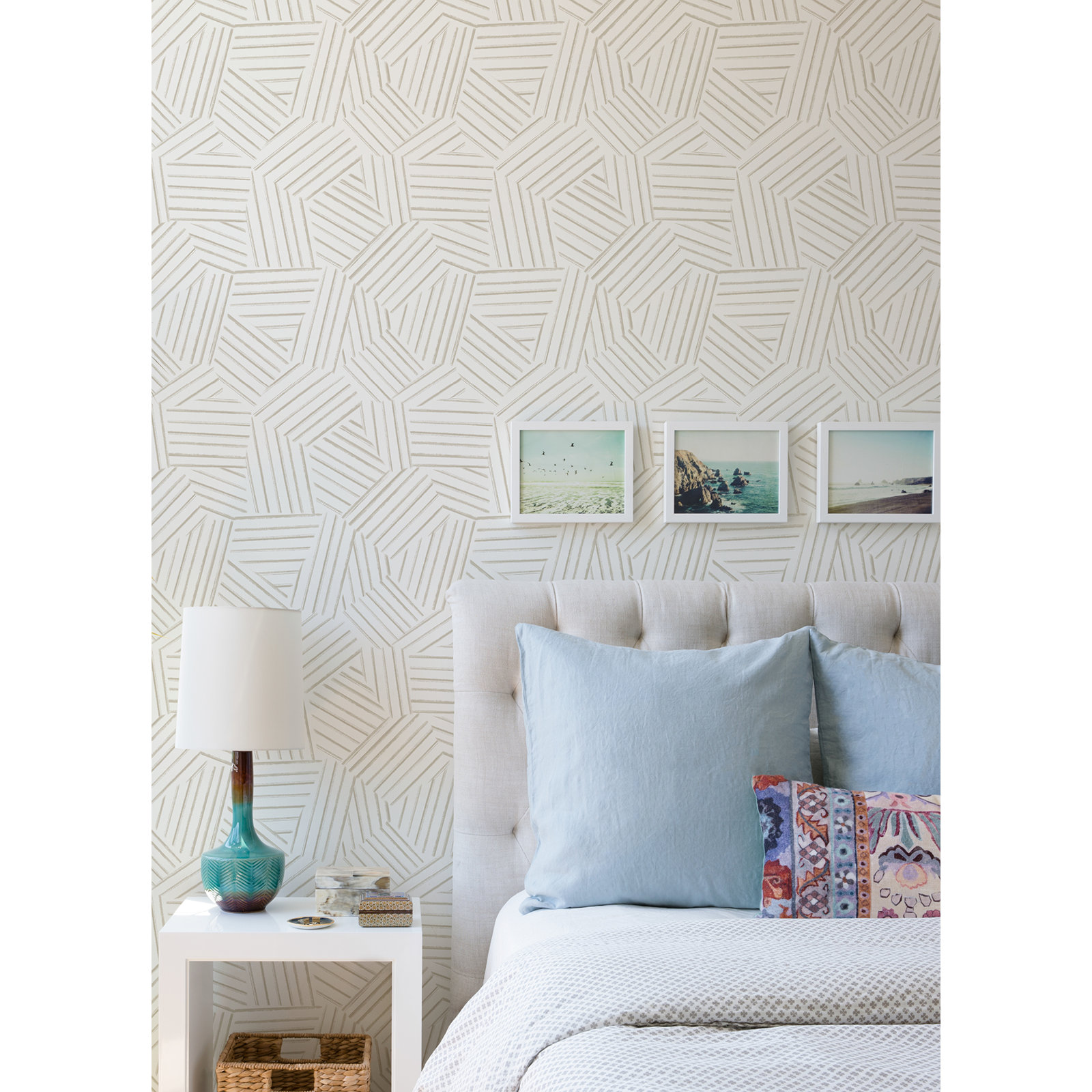 Molly Modern Geometric Wallpaper, Brown