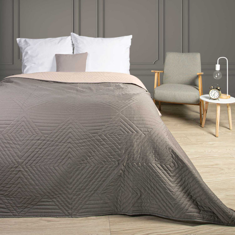 Mileydi Throw Blanket