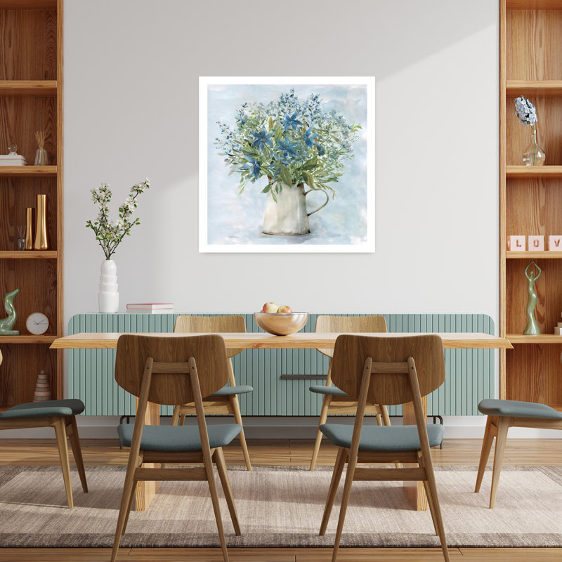 «Arrayed In Blue II», art floral délicat et paisible, H 36 po x l 36 po
