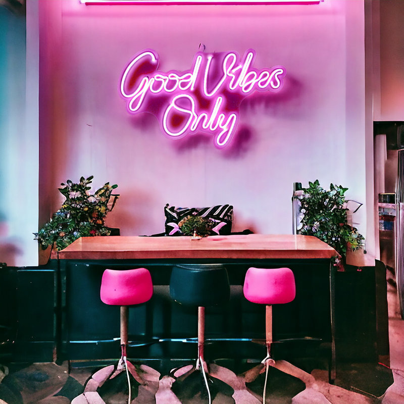 Enseigne lumineuse à DEL 20 po Good Vibes Only Jaquari, Rose