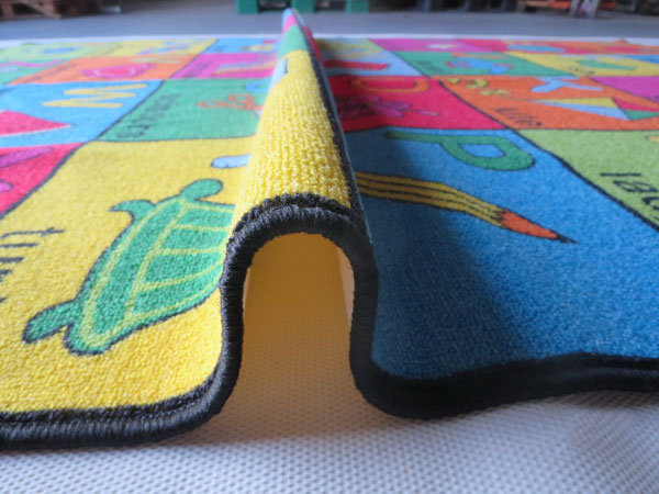 Tapis en laine, Rectangle 5 pi 3 po x 7 pi 2 po