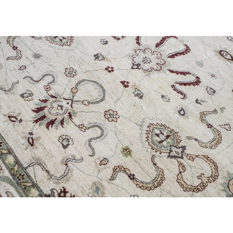 Tapis ivoire noué à la main de haute qualité