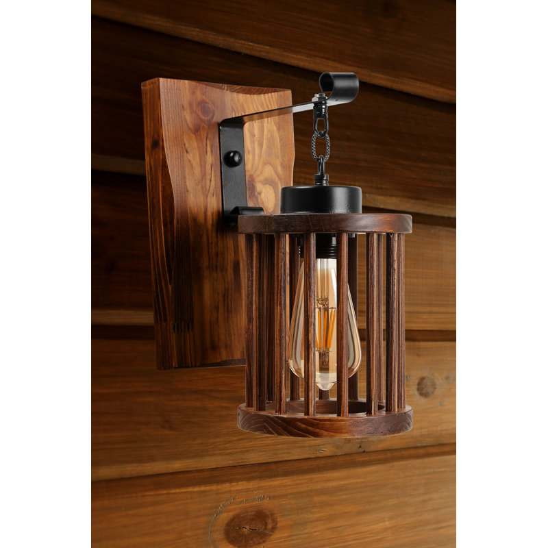 Lynnea Wood LED Wallchiere