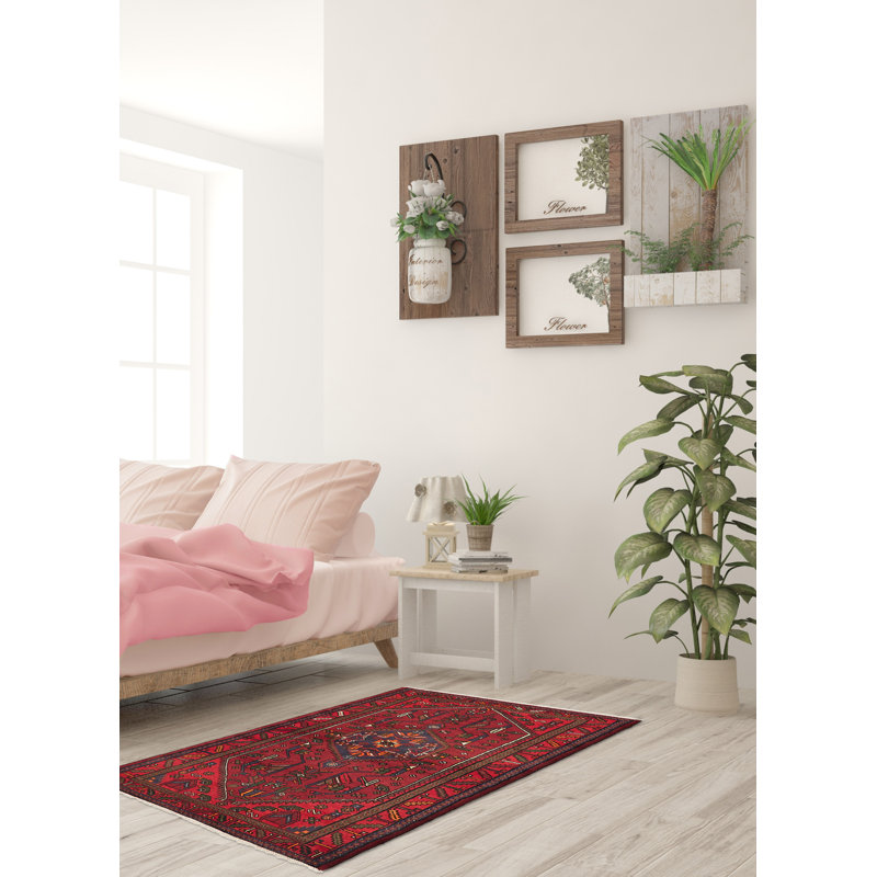 Andelz Red Rug 4'1 x 6'2