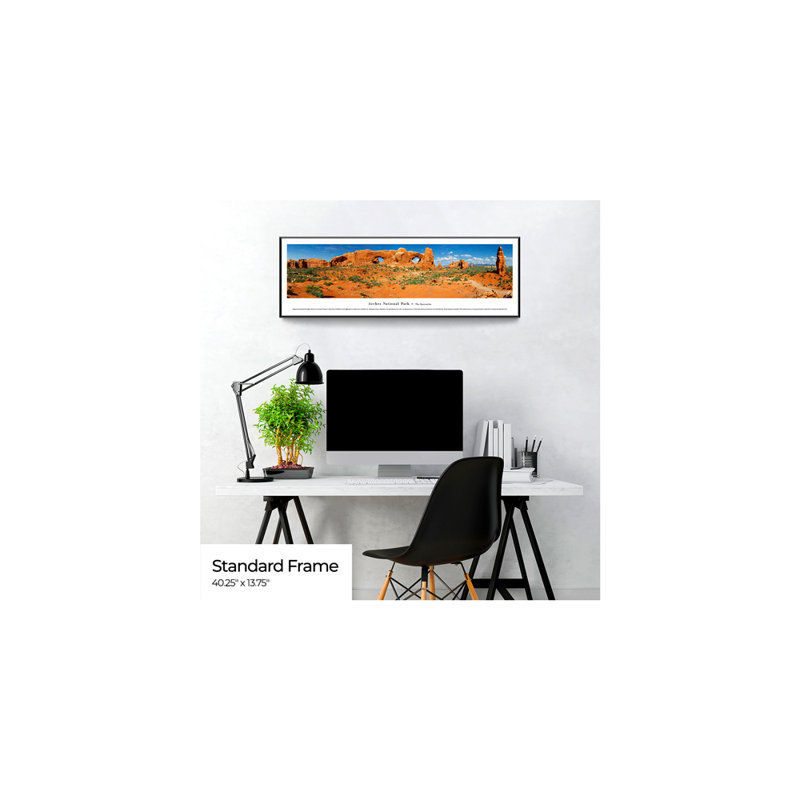 «Arches National Park, The Spectacles», impression panoramique, H 13,75 po x l 40,25 po, Encadré