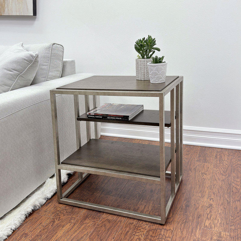Table de bout en bois avec tablette Padena