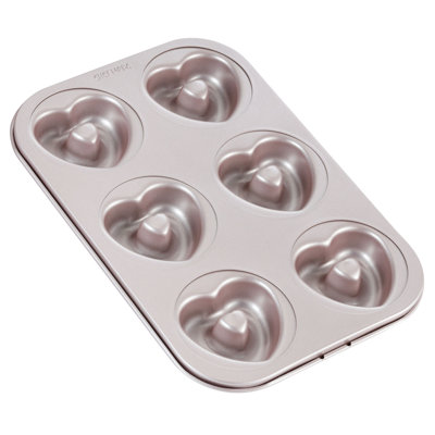 CHEFMADE Donut Mould Cake Pan, 6-Cavity Non-Stick Heart-Shaped Doughnut Bakeware for Oven Baking