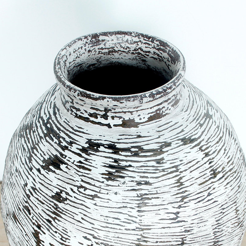Vase de table en porcelaine