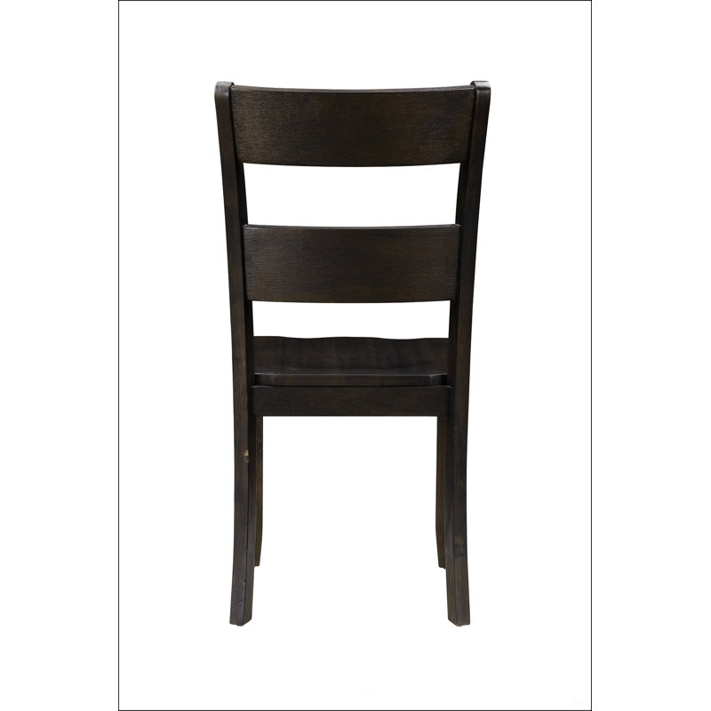 Chaise d'appoint au fini noyer vieilli