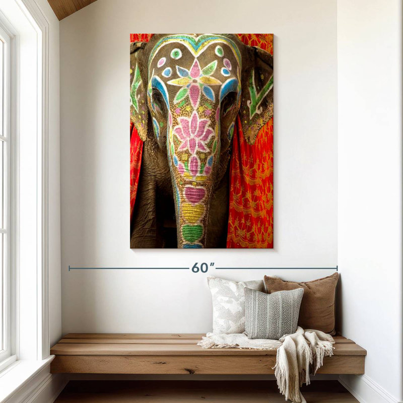 Éléphant du Festival indien de Brampt, H 48 po x l 32 po