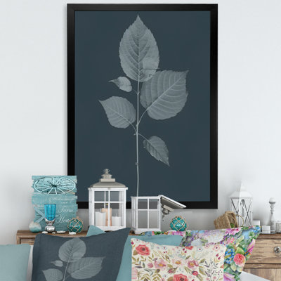 " Minimal Leaf Monochromatic "