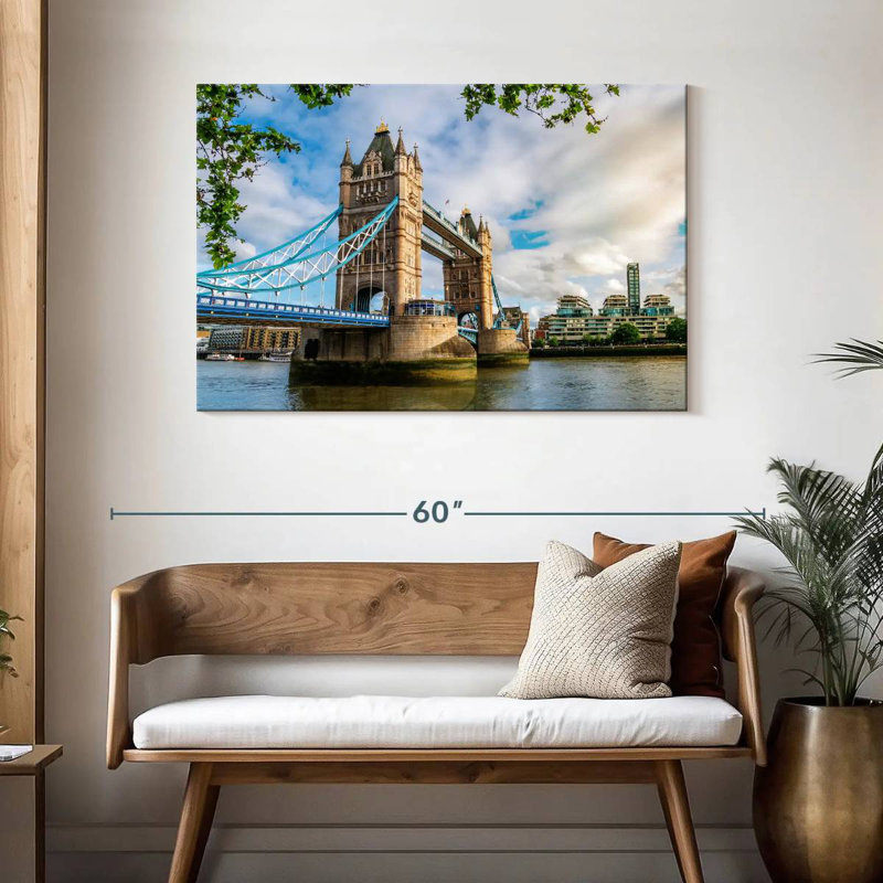 Nicci Tower Bridge In London, 30" H x 45" W