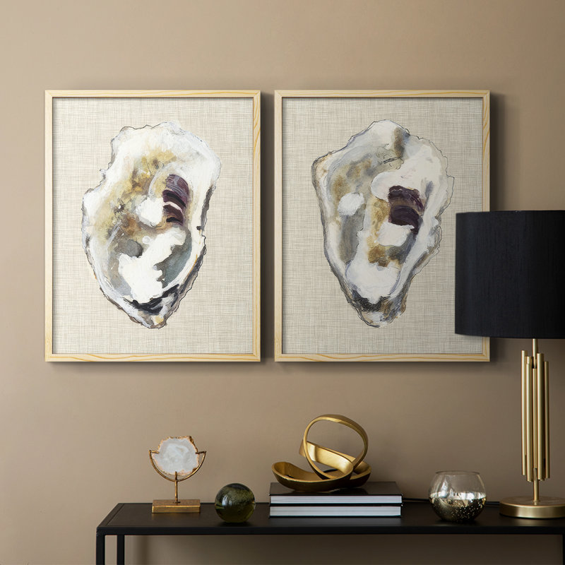 «Oyster Shell Study I», reproduction encadrée de qualité supérieure - prête à être accrochée - aucun clou requis - aucun clou requis