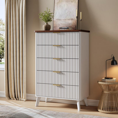 Commode 5 tiroirs cannelée en bois Modern