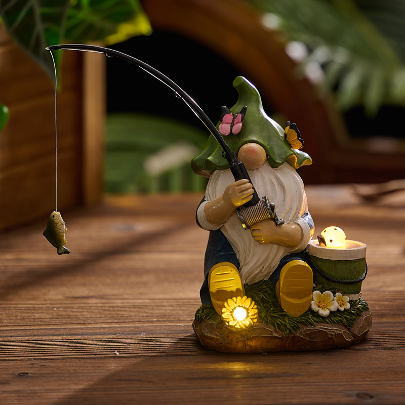 7 Inch Resin Fishing Gnome Garden Statues With Outdoor Solar Lights