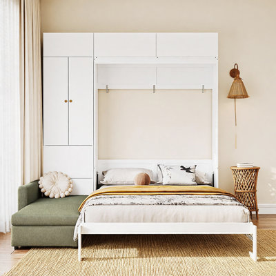 Grand lit escamotable mural avec canapé et tablettes, lit pliable peu encombrant pour petits appartements