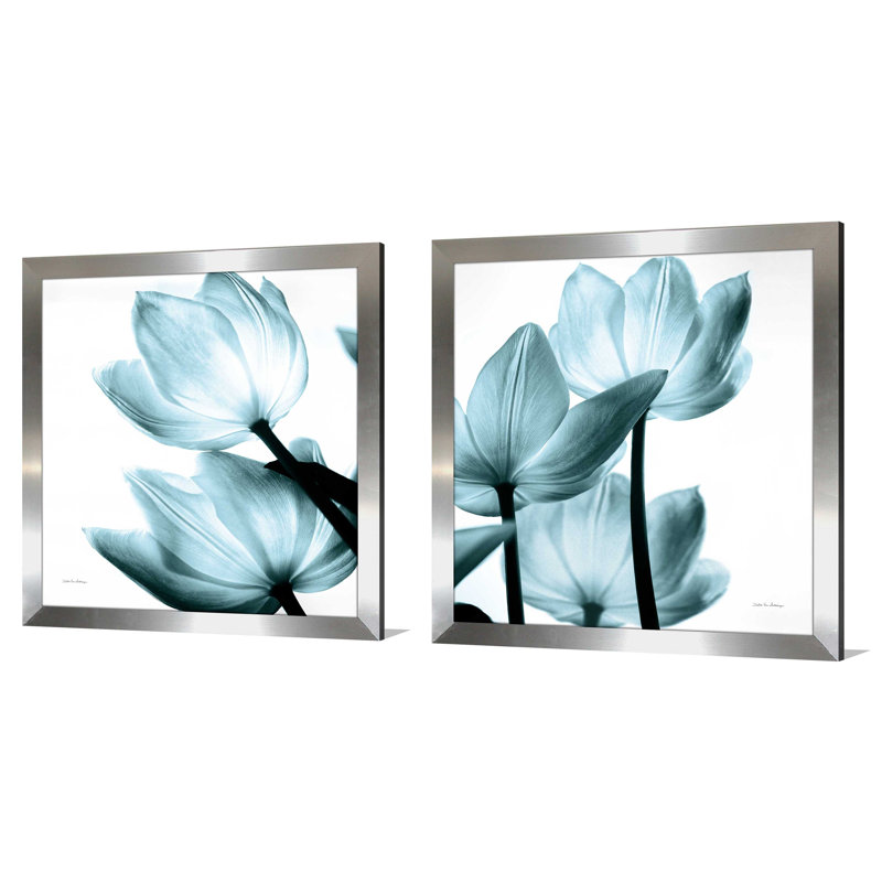 Motif de tulipes translucides II Sq Aqua Crop - impression, H 21,5 po x l 43 po x P 0,75 po, Encadrement argenté
