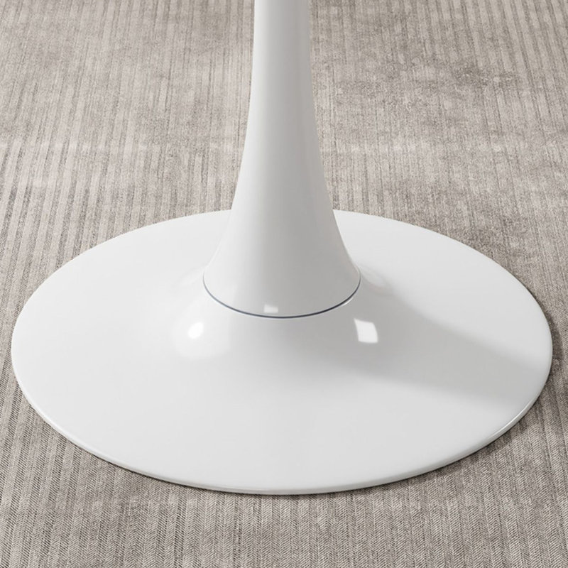 Table ronde à texture de marbre