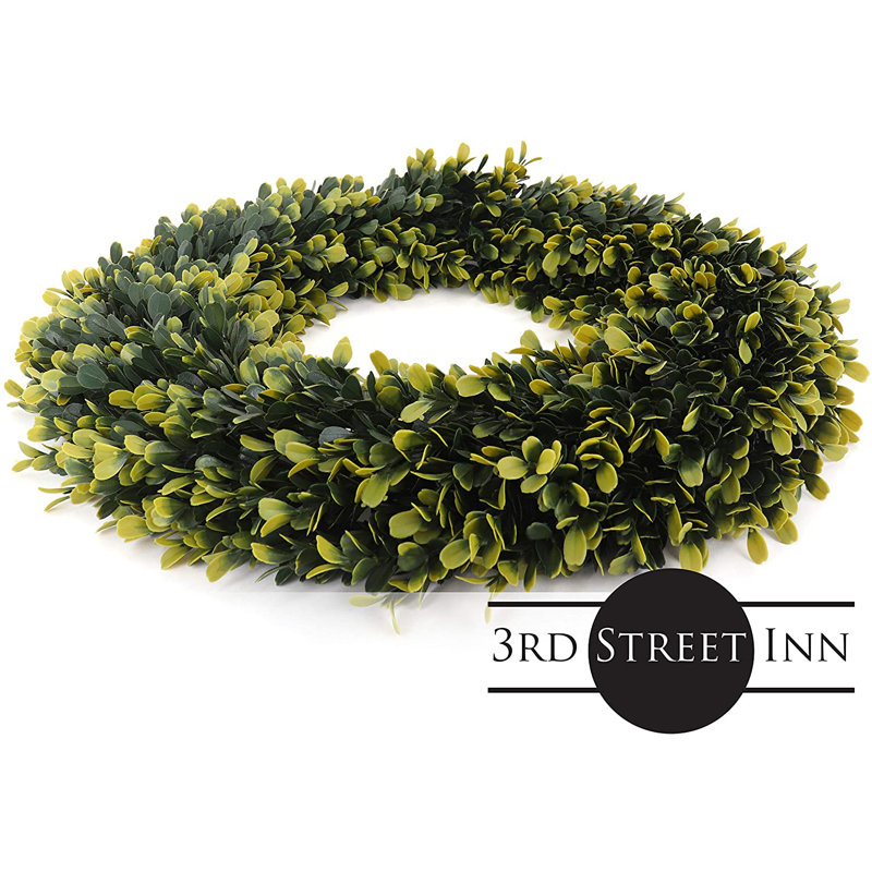 Faux Holly Wreath, 3" H x 22" W x 22" D, Yellow/Green