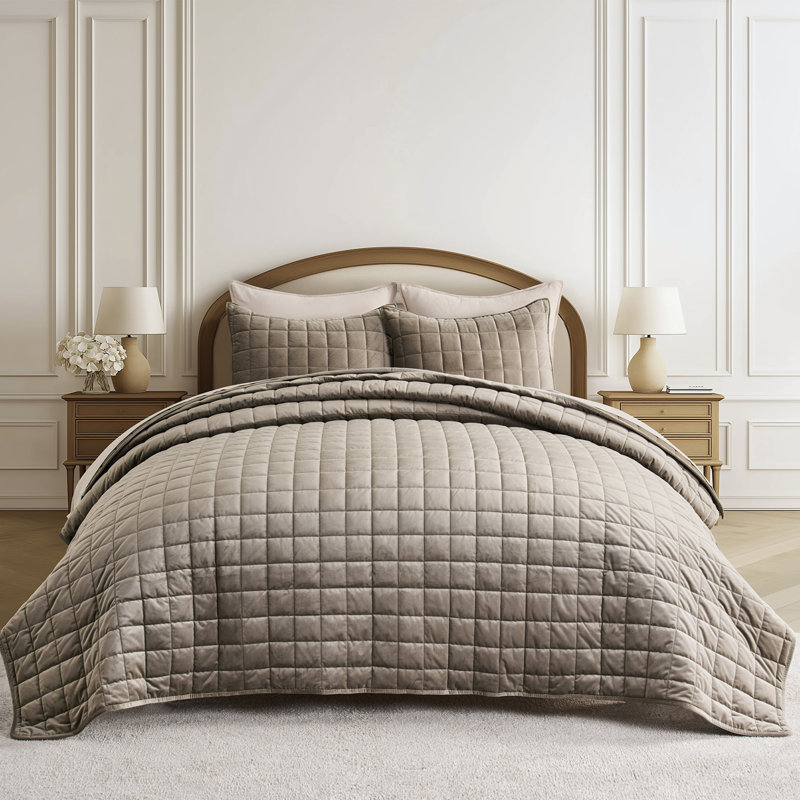 Box Stitch PearlVelvet Quilt set, Mocha Brown, Queen Quilt + 2 Standard Shams