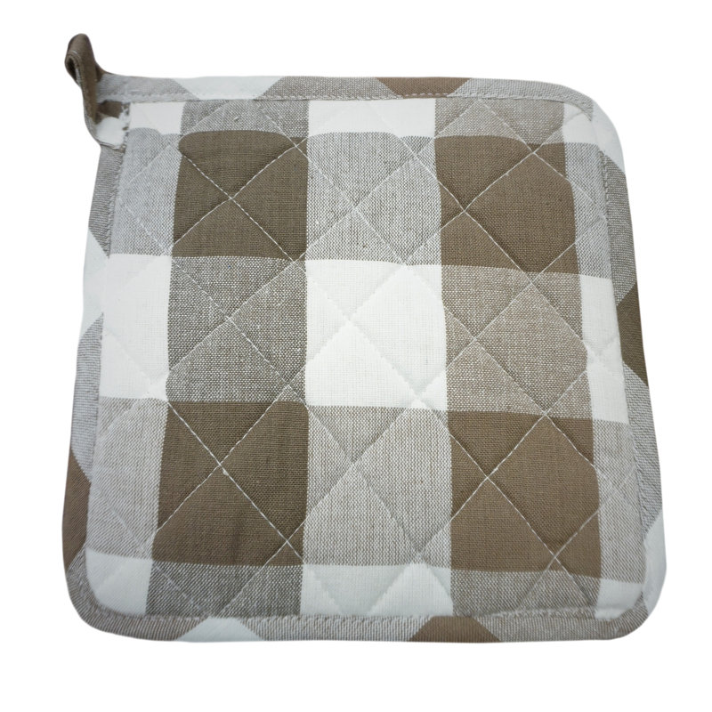 Home & Manor Gingham Cotton Potholder