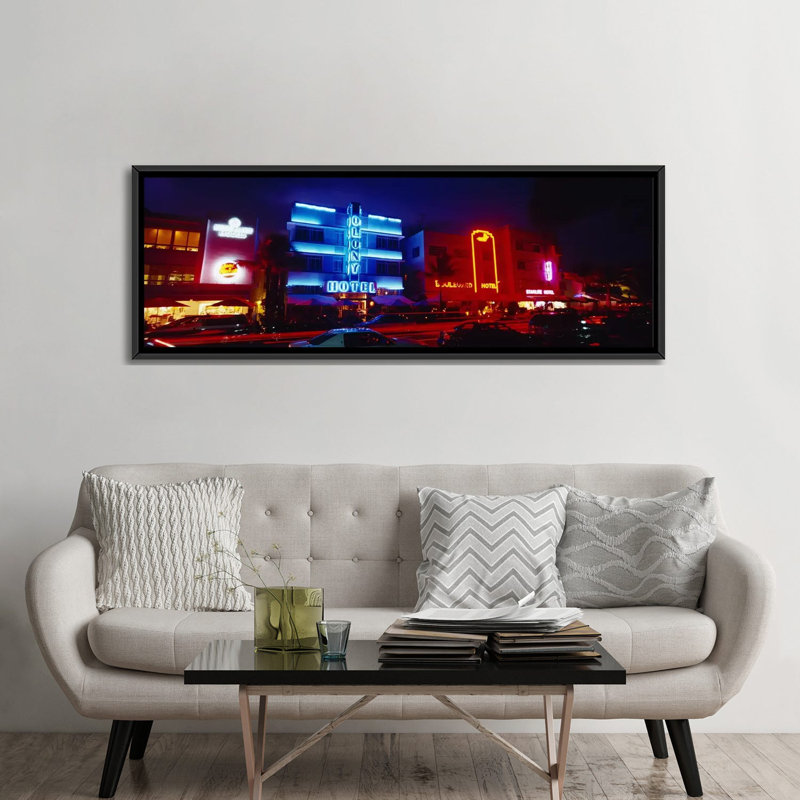 «Miami, Florida», reproduction de photo sur toile, H 24 po x l 72 po x P 1,5 po, Toile encadrée noire