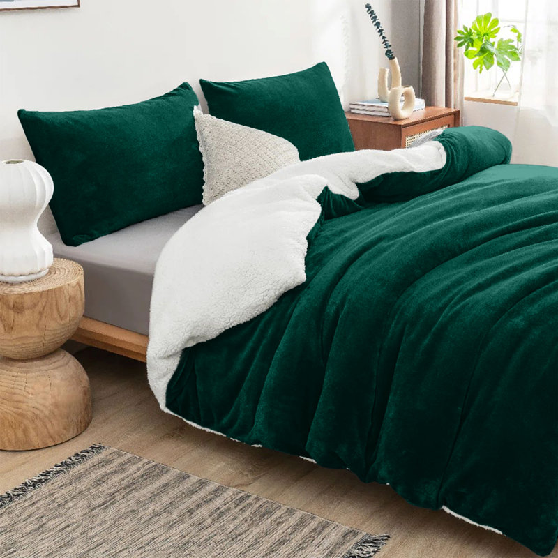 Joyan Extra Soft Sherpa Fleece Dual Sided Blanket, King, Green