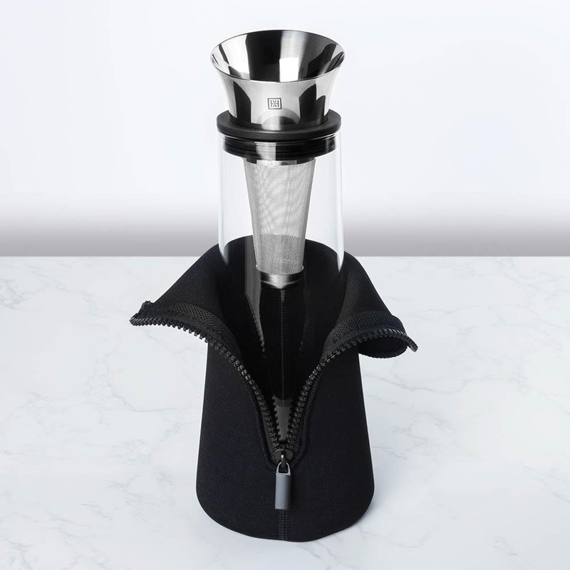 33.8oz. Glass Carafe, Black