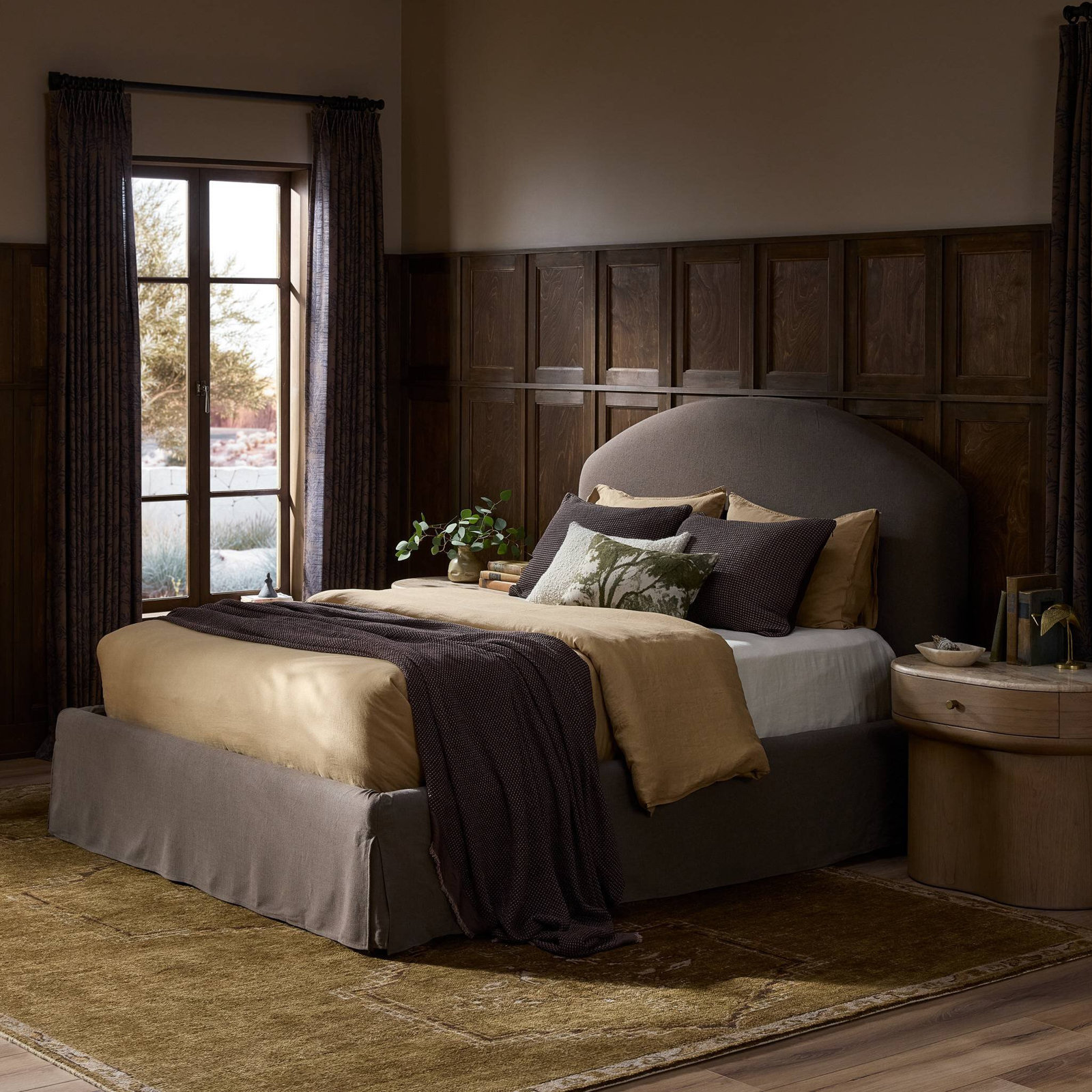 Jesper Slipcovered Bed, Savoy Coffee, Queen