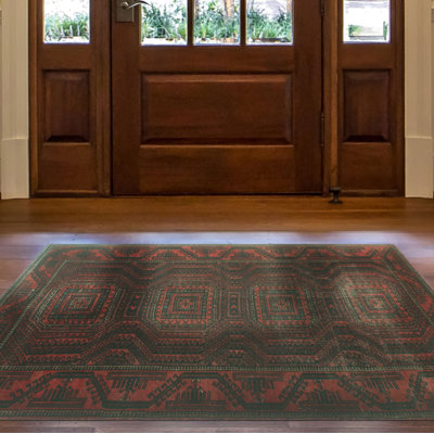 Tapis rouge semi-antique Ayagoz