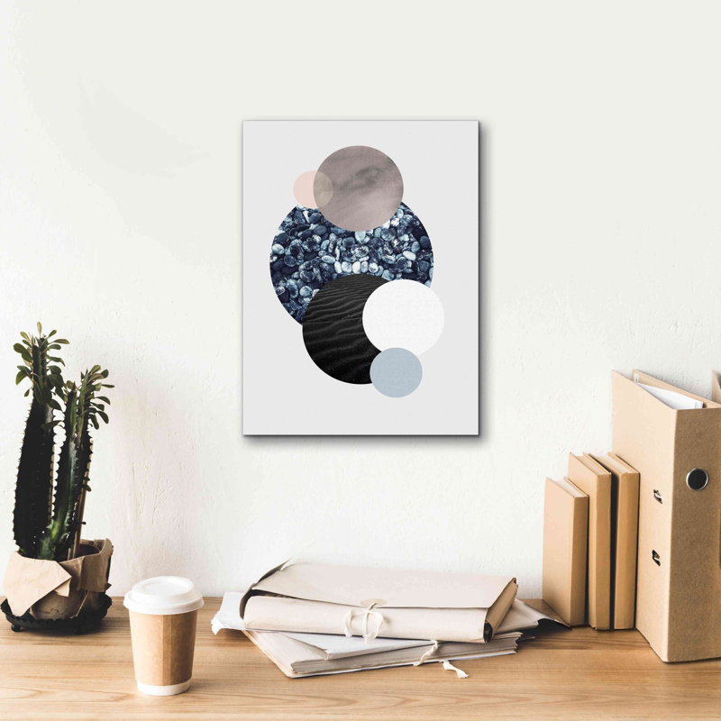«Patrenia Circles 2» par Design Fabrikken, reproduction sur toile tendue, H 16 po x l 12 po x P 0,75 po