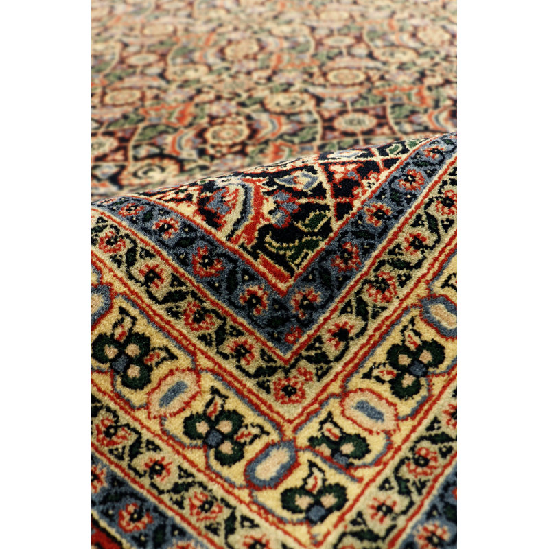 Baku Handmade Wool Floral Area Rug, Rectangle 5'11" x 6'2"