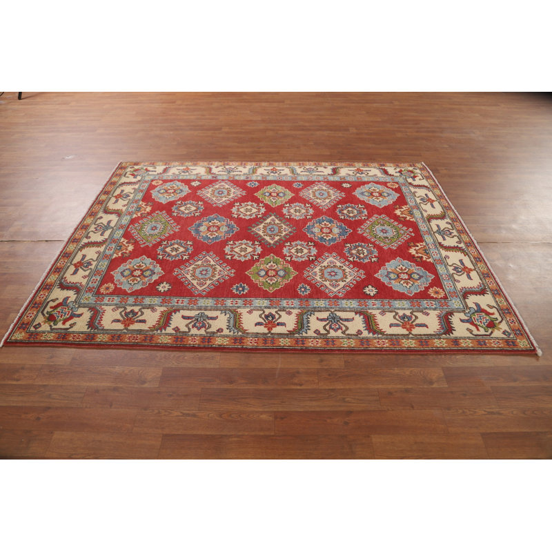 Tapis rouge Kazak
