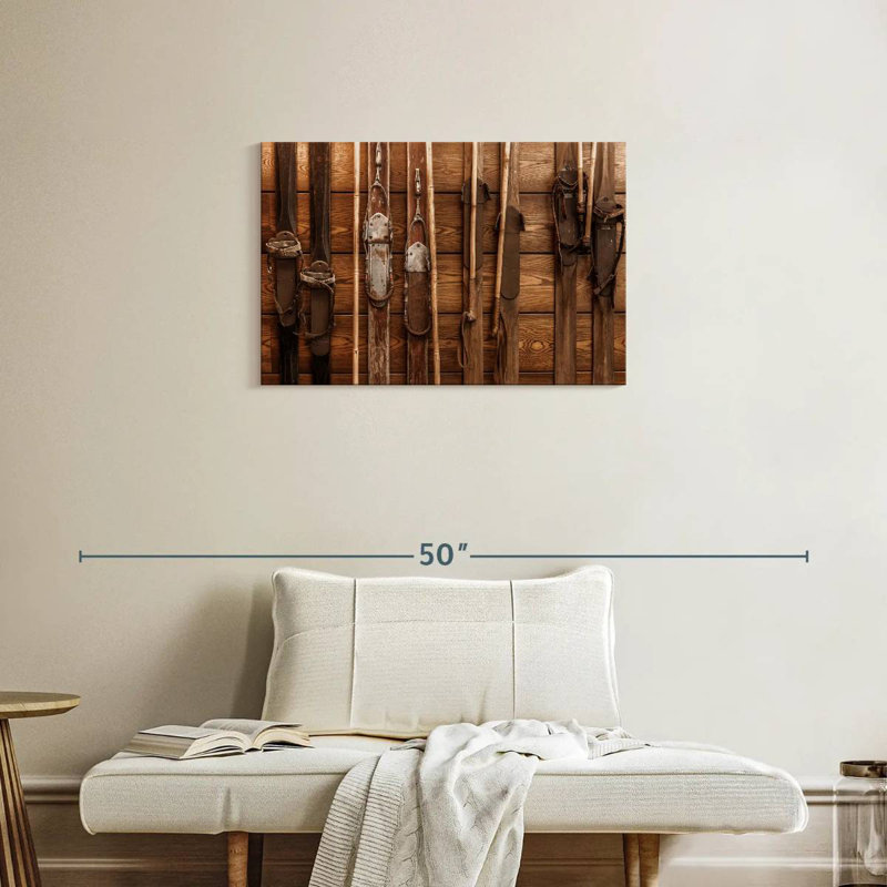 Wooden ski collection Sireci, H 20 po x l 30 po