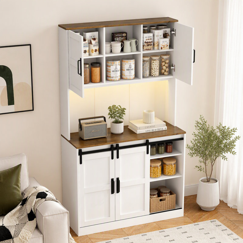Garde-manger avec tablettes, portes et tiroirs