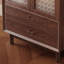Buffet en bois de noyer massif