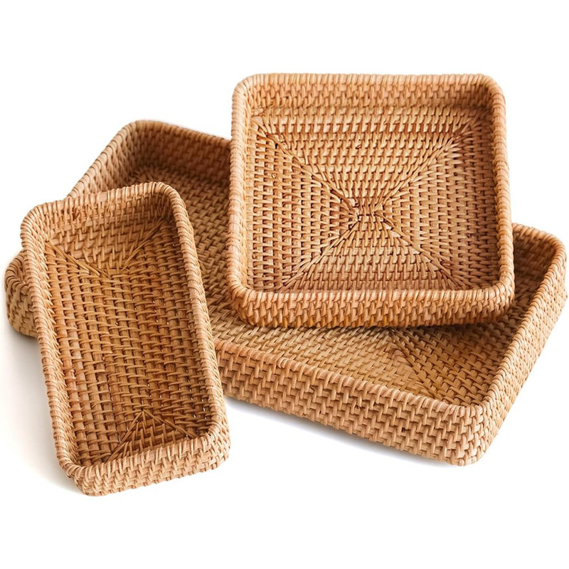 Ensemble de plateaux de service en rotin, plateaux rectangulaires tissés et paniers peu profonds pour le service, l'organisation et la décoration intérieure
