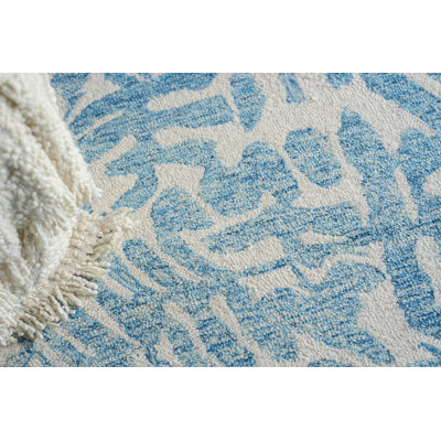 Botanica Blue/Ivory New Zealand Wool hand-tufted Area Rug