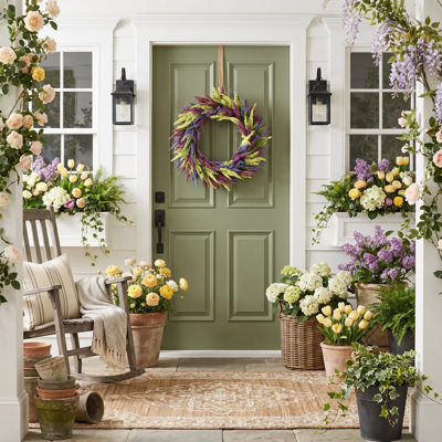 26" Assorted Heather Wreath