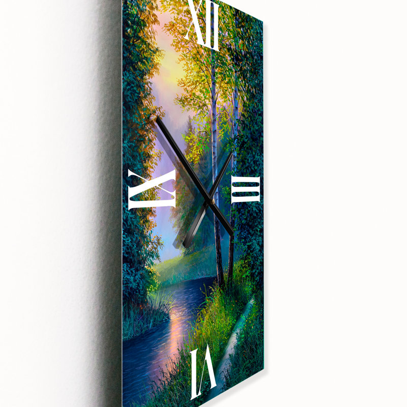 Horloge murale matinale à travers la forêt de bouleaux, Petit