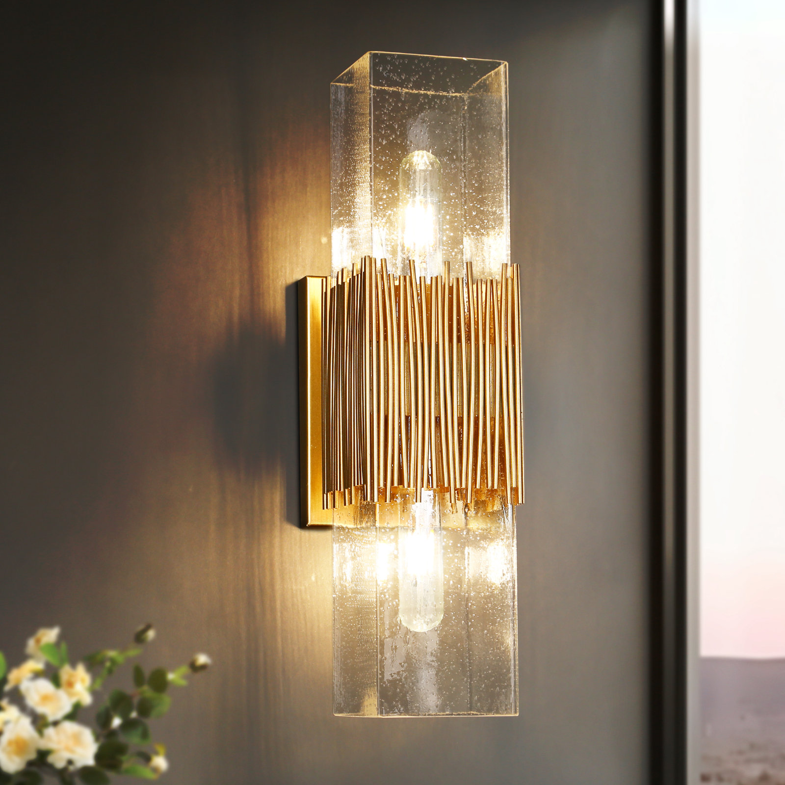 Ulah 2-Light Wallchiere