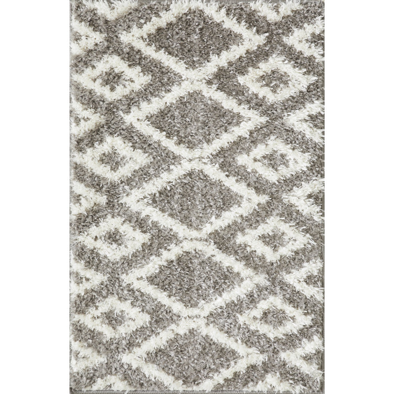 Ishrana Performance Geometric Indoor Rug, Rectangle 2' x 3'