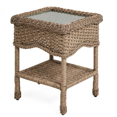 Table de bout intérieure / extérieure en osier avec plateau en verre