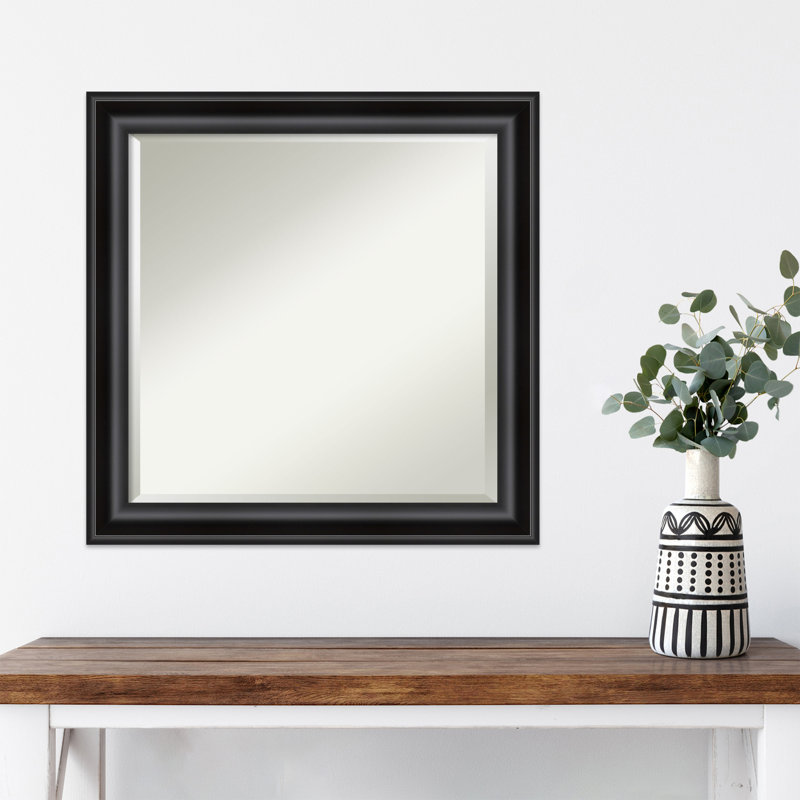 Miroir d'appoint mural en plastique Churchton, 24 po x 24 po