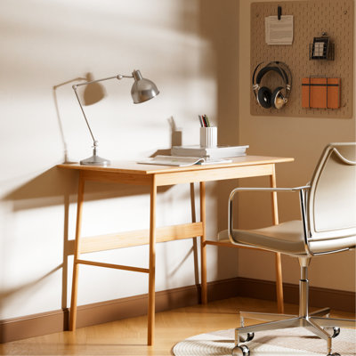 Bureau d'ordinateur contemporain New Design